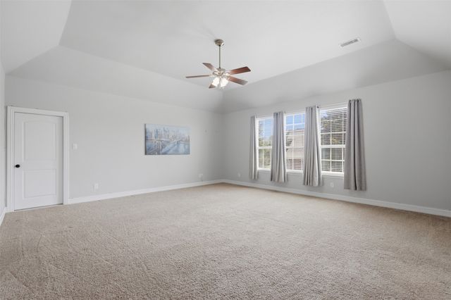 5700 Waterford Lane, Mckinney, TX 75071