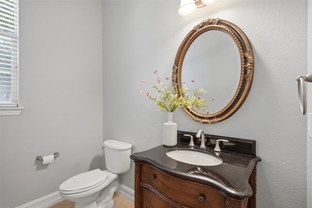 5700 Waterford Lane, Mckinney, TX 75071