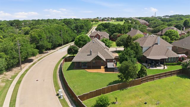 5700 Waterford Lane, Mckinney, TX 75071
