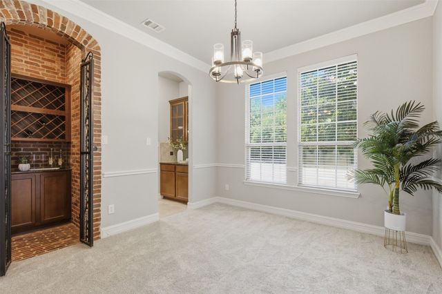 5700 Waterford Lane, Mckinney, TX 75071