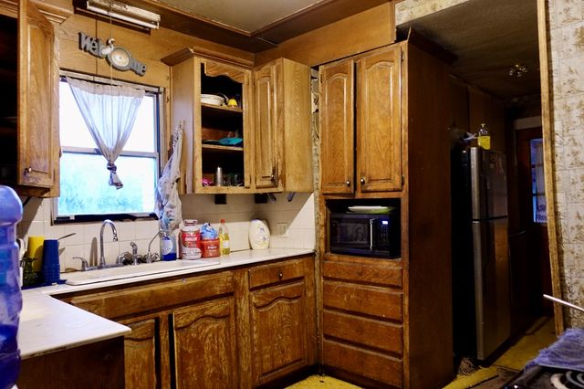 1201 S Dallas St, Midland, TX 79701