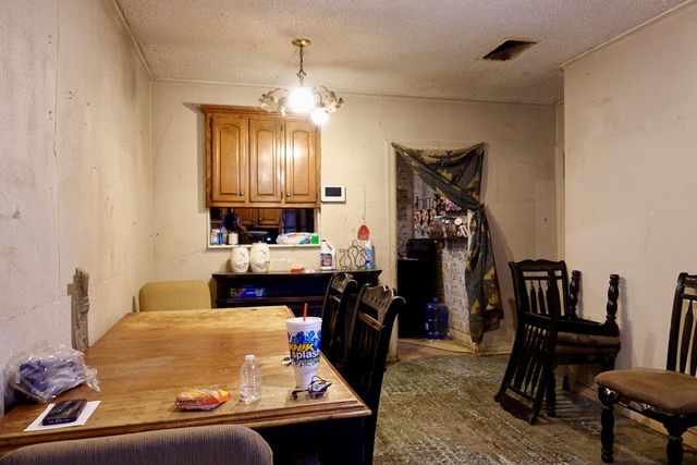 1201 S Dallas St, Midland, TX 79701