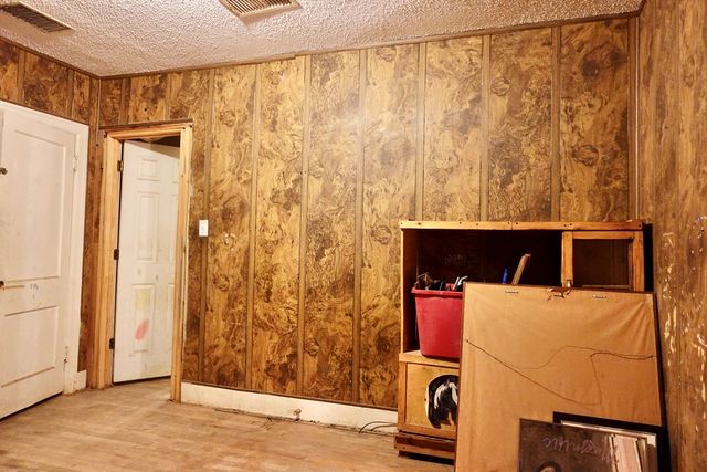 1201 S Dallas St, Midland, TX 79701