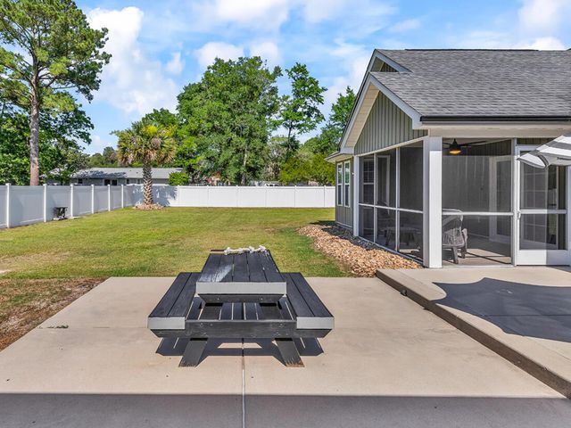 100 Vista Oaks Ct., Murrells Inlet, SC 29576
