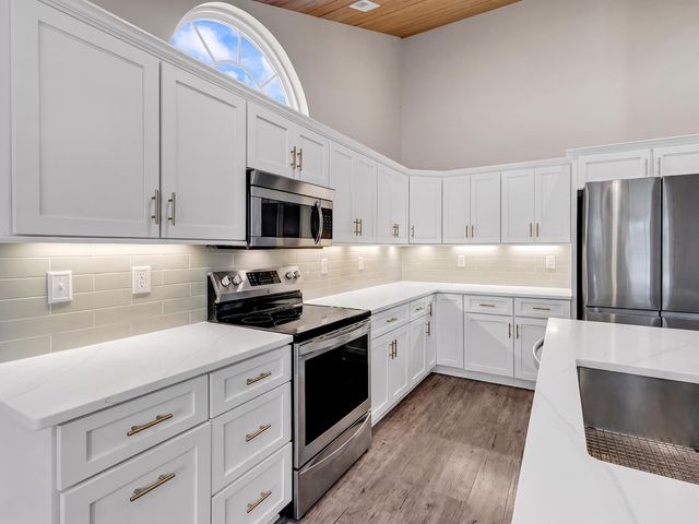 100 Vista Oaks Ct., Murrells Inlet, SC 29576