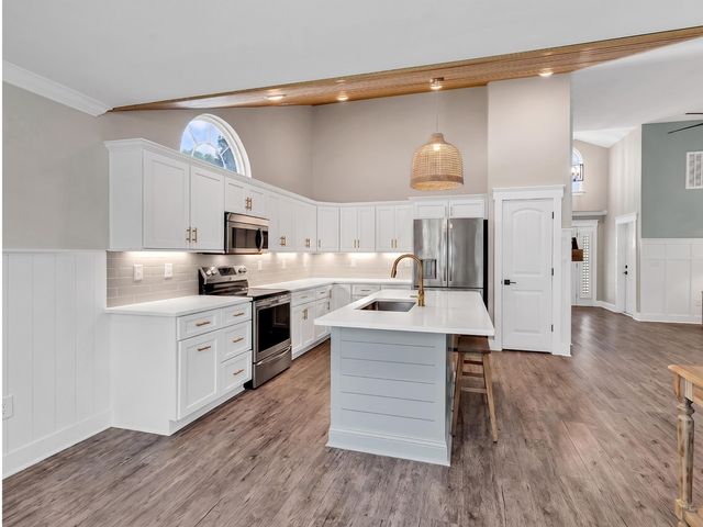 100 Vista Oaks Ct., Murrells Inlet, SC 29576