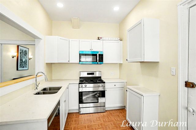 223 N Walnut Street, Allegan, MI 49010