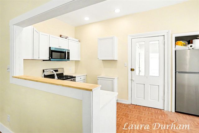 223 N Walnut Street, Allegan, MI 49010