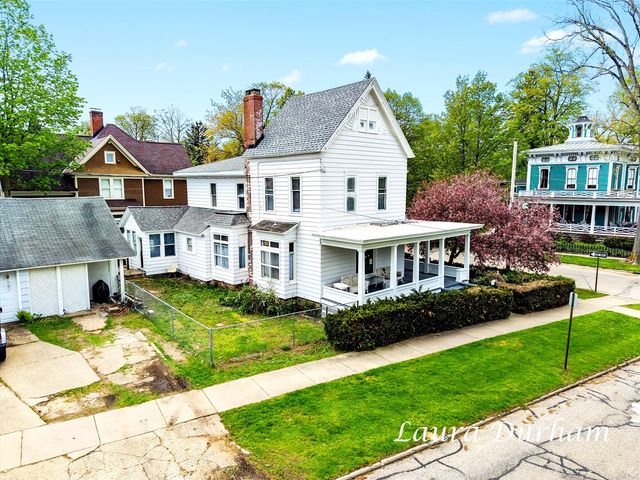 223 N Walnut Street, Allegan, MI 49010