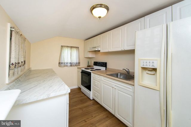 690 MAIN ST, Sewell, NJ 08080
