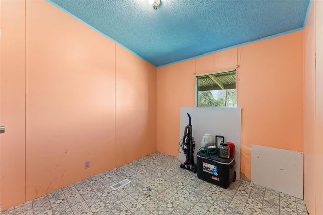 606 S S Pine Hill Street, Pinehurst, TX 77362