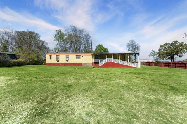 606 S S Pine Hill Street, Pinehurst, TX 77362