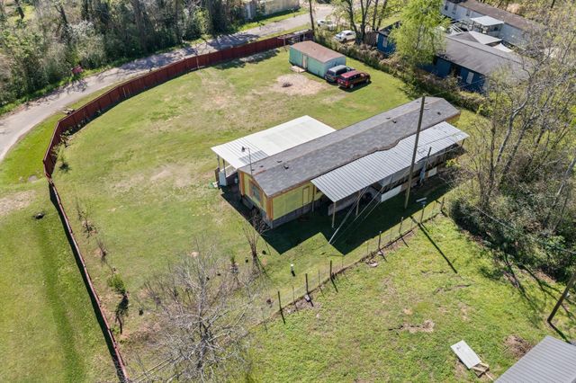 606 S S Pine Hill Street, Pinehurst, TX 77362