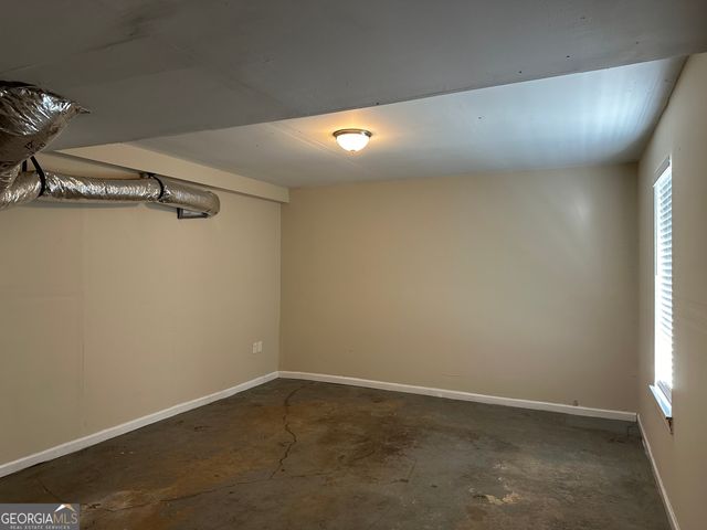 2755 Knollberry Lane, Decatur, GA 30034