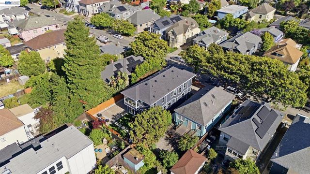 1026 54Th St, Oakland, CA 94608