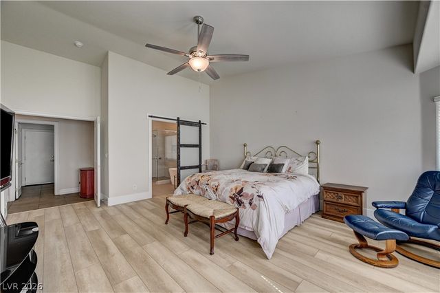 2201 Double Tree Avenue, Henderson, NV 89052
