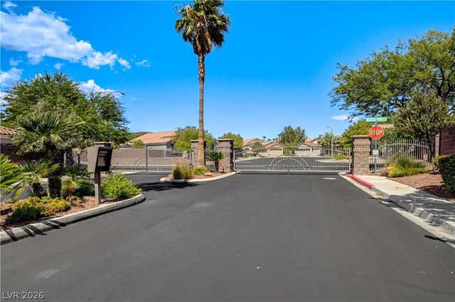 2201 Double Tree Avenue, Henderson, NV 89052