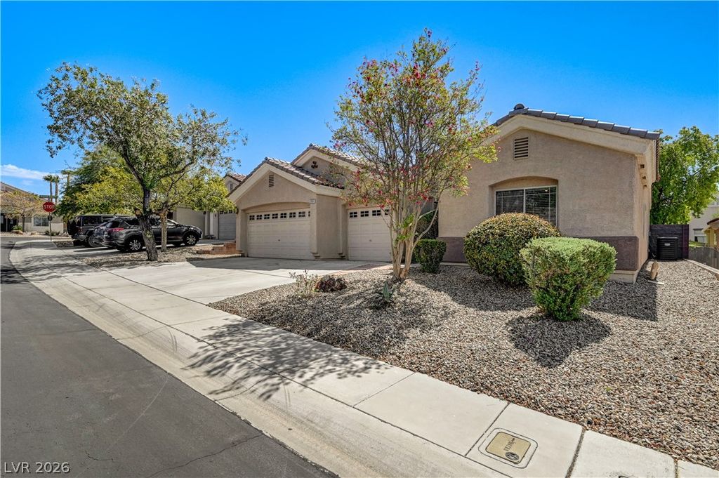 2201 Double Tree Avenue, Henderson, NV 89052 — photo 4