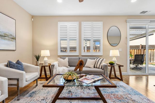 41 Caspian Way, Gilroy, CA 95020