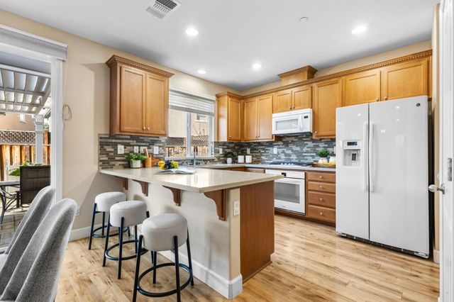 41 Caspian Way, Gilroy, CA 95020