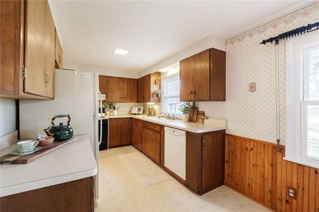 19 Berna Lane, Chili, NY 14624