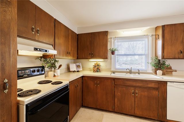 19 Berna Lane, Chili, NY 14624