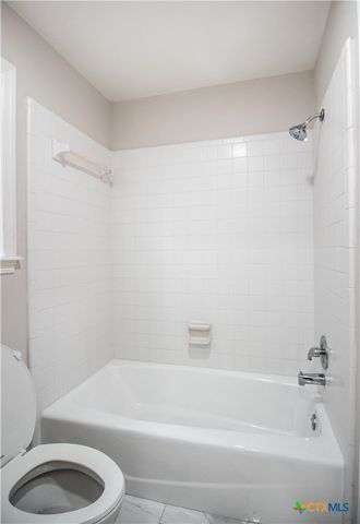 202 Ridge View, Victoria, TX 77904