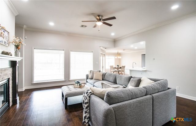 202 Ridge View, Victoria, TX 77904