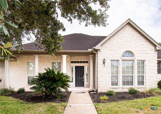 202 Ridge View, Victoria, TX 77904