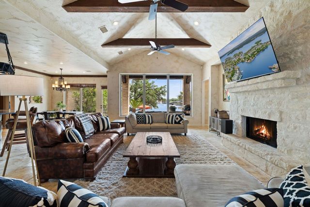 113 Wennmohs PL, Horseshoe Bay, TX 78657