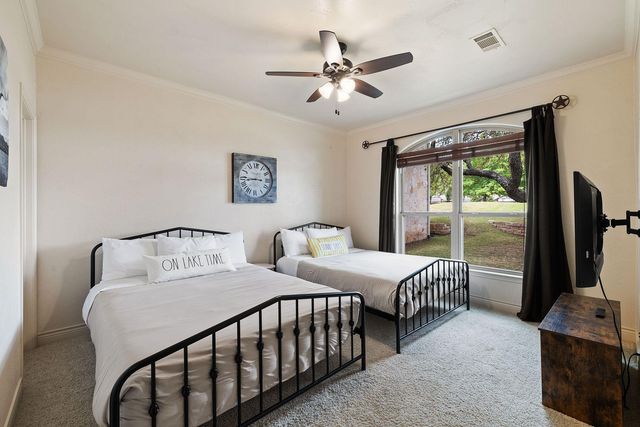 113 Wennmohs PL, Horseshoe Bay, TX 78657