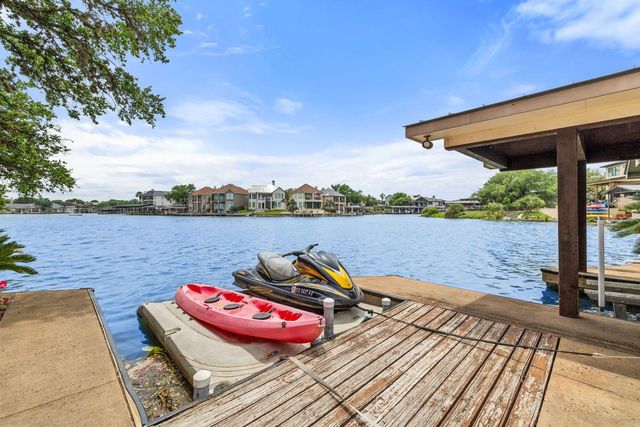 113 Wennmohs PL, Horseshoe Bay, TX 78657