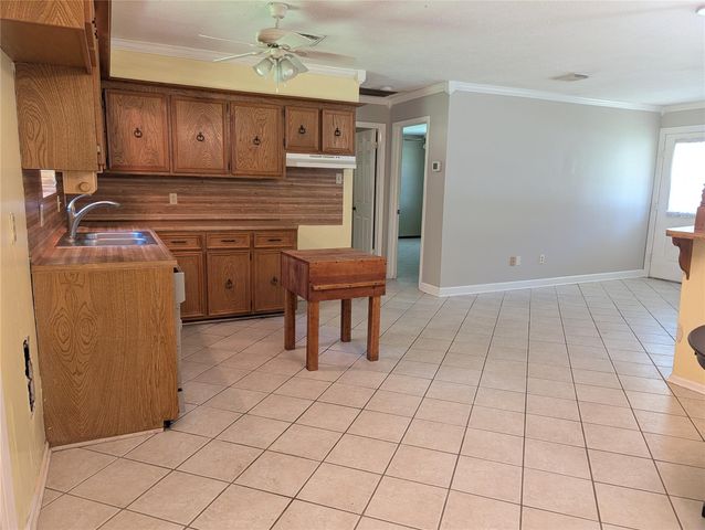 25383 Moss Circle, Cleveland, TX 77328