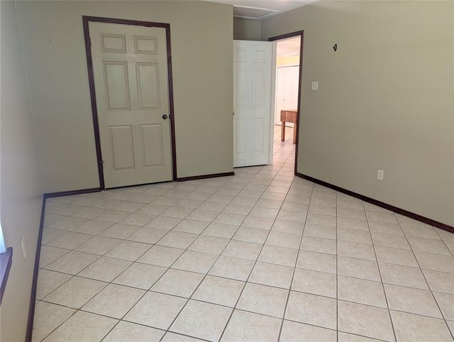 25383 Moss Circle, Cleveland, TX 77328