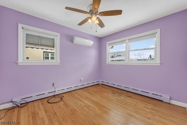 24 4Th Ave, Woodbridge Twp., NJ 07064