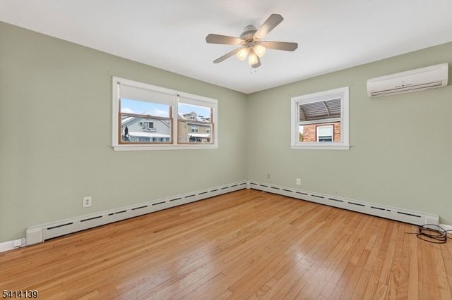 24 4Th Ave, Woodbridge Twp., NJ 07064