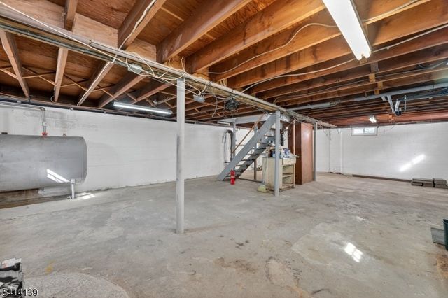 24 4Th Ave, Woodbridge Twp., NJ 07064