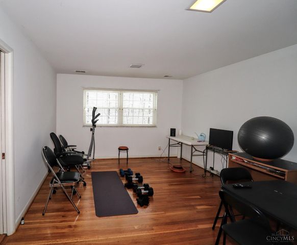 3521 Section Road, Cincinnati, OH 45237