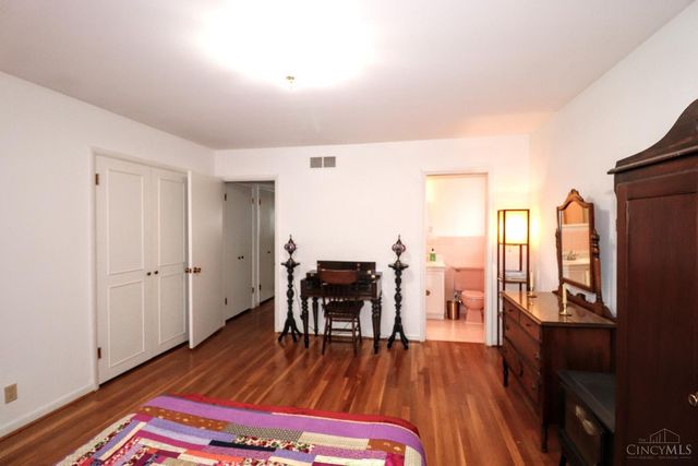 3521 Section Road, Cincinnati, OH 45237