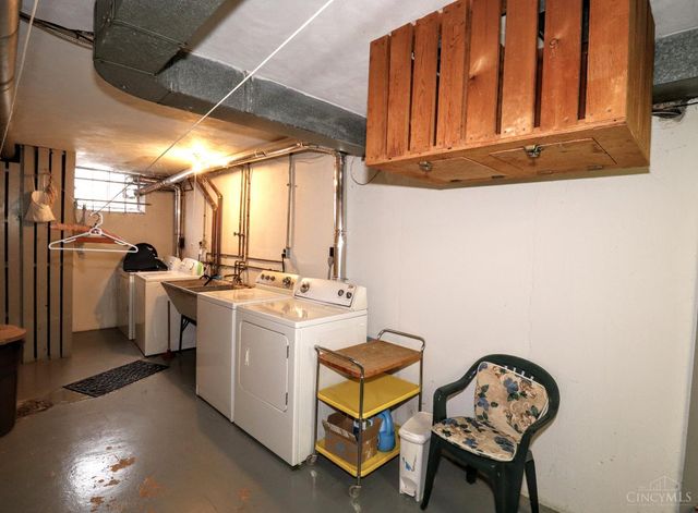 3521 Section Road, Cincinnati, OH 45237