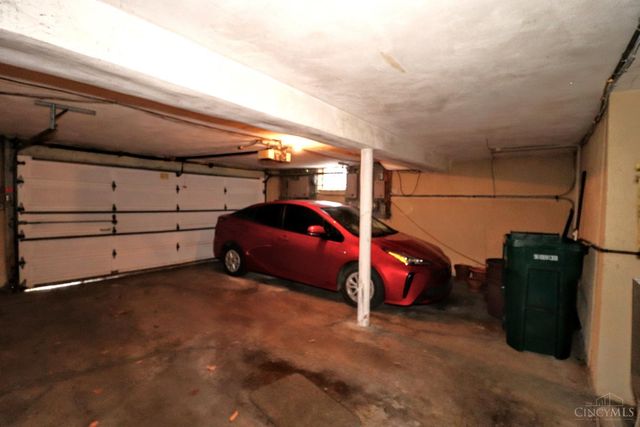 3521 Section Road, Cincinnati, OH 45237