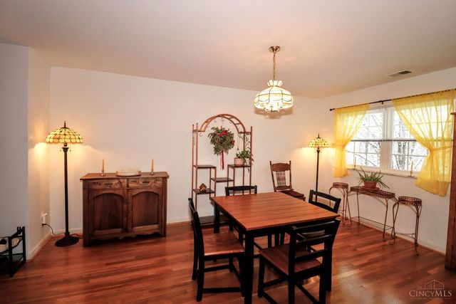 3521 Section Road, Cincinnati, OH 45237