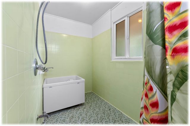 2027 Hillcrest Street, Honolulu, HI 96817