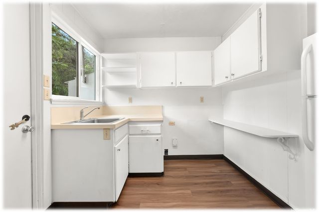 2027 Hillcrest Street, Honolulu, HI 96817