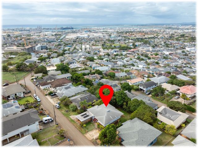 2027 Hillcrest Street, Honolulu, HI 96817