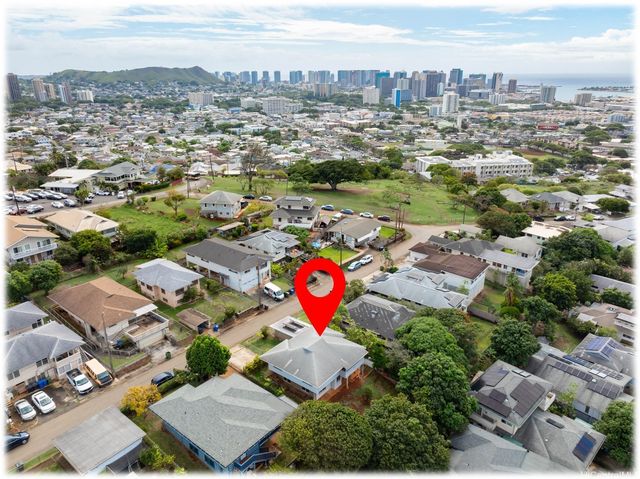 2027 Hillcrest Street, Honolulu, HI 96817