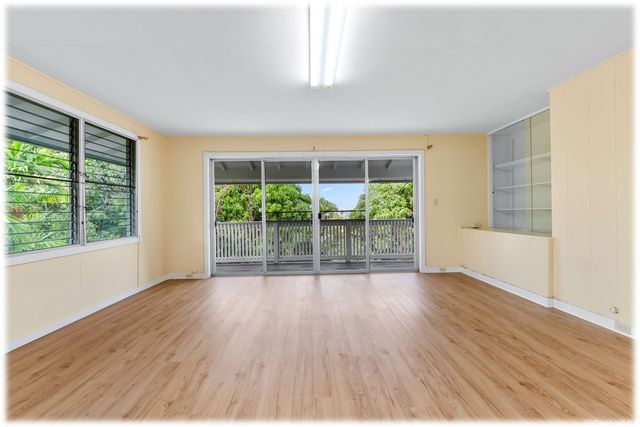 2027 Hillcrest Street, Honolulu, HI 96817
