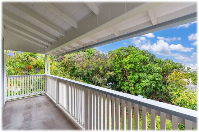 2027 Hillcrest Street, Honolulu, HI 96817