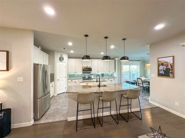 3213 Shoreline Drive, Burleson, TX 76028