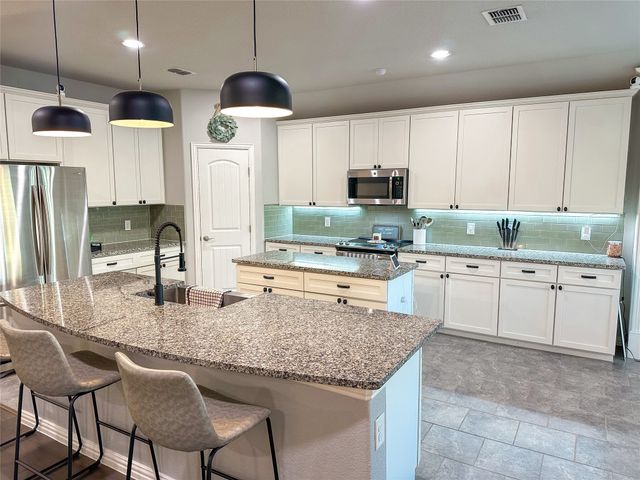 3213 Shoreline Drive, Burleson, TX 76028